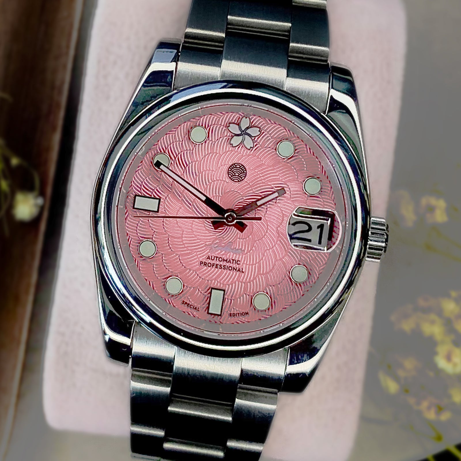 KOMO | Japanese Sakura Dial